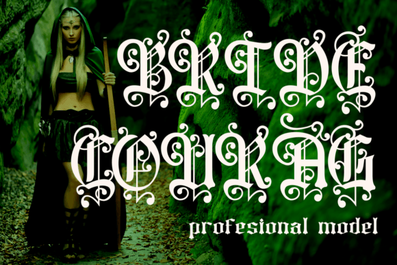 Clover Moly Font preview 3
