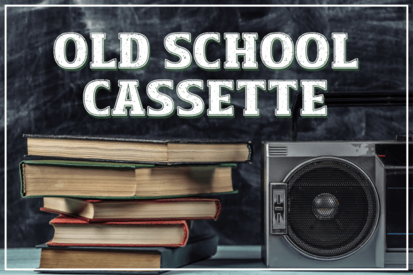 College Vintage Font preview 4