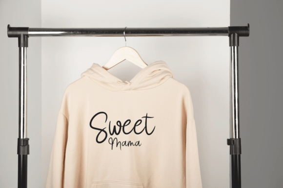 Cowgirl Font preview 3