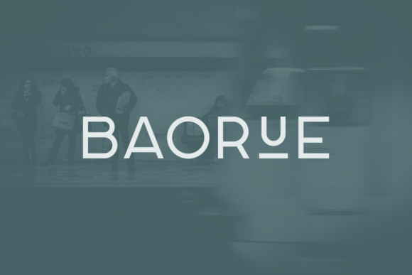 Cruemo - Modern Display Typeface Font preview 2