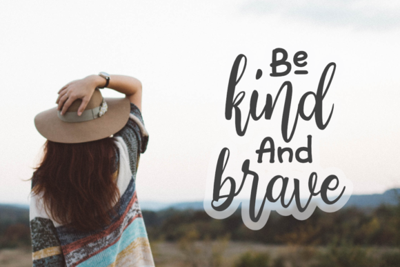 Bohemian Script Font preview 4