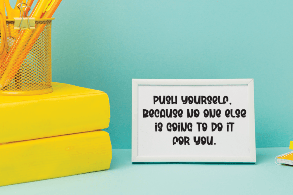 Diamond Sunshine Font preview 4