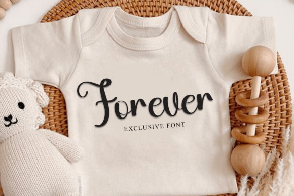 Family Font preview 8
