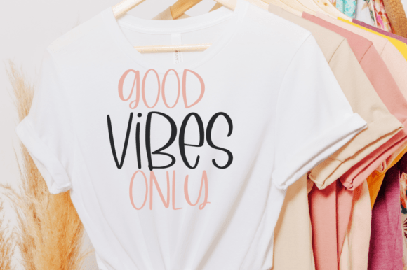 Feeling Fancy Font preview 4