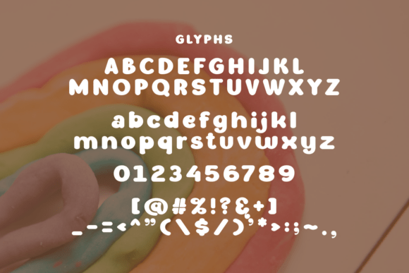 Fieparo Font preview 4