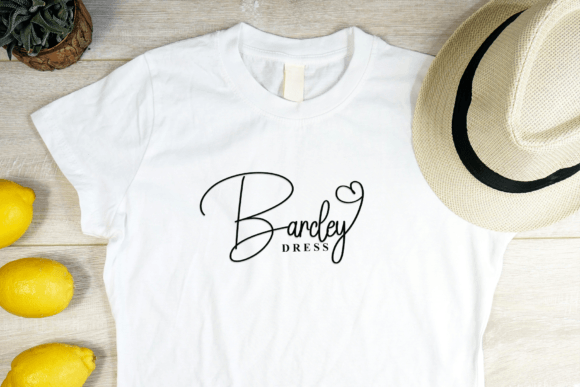 Girly Signature Font preview 4