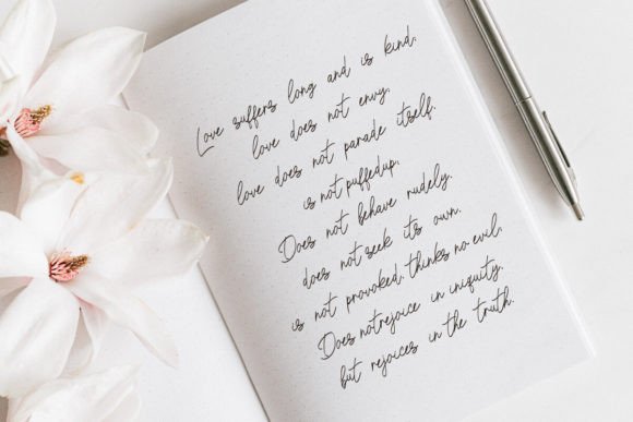 Heart of Saint George Font preview 4