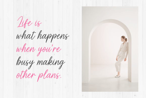 Hello Adelia Font preview 4
