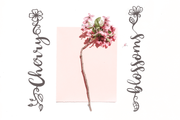 Hello Floral Font preview 4