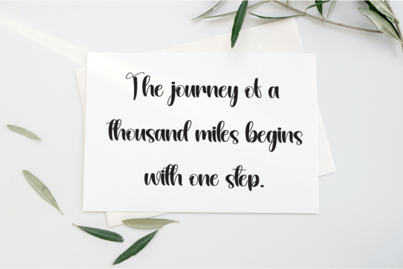Hello Sunshine Font preview 6