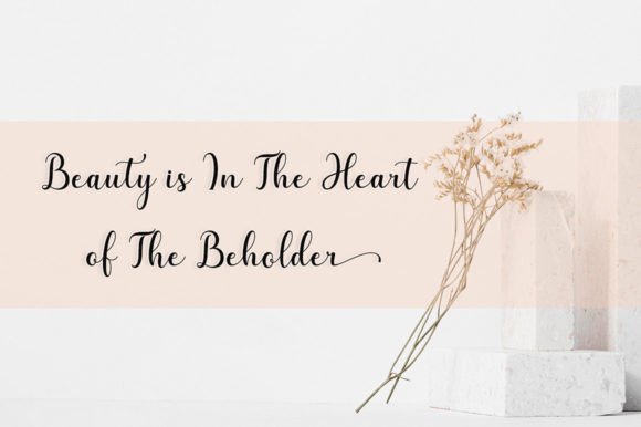 Kaylani Font preview 4