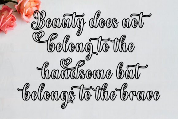Mayla Outline Font preview 2
