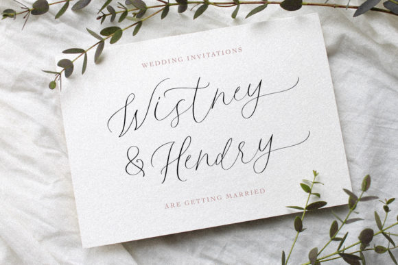 Adeline Font preview 3