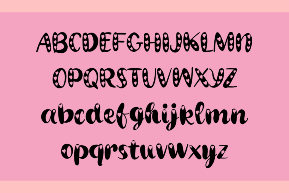 Mini Heart Font preview 4