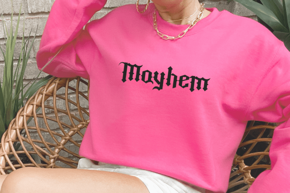 Requiem Font preview 4