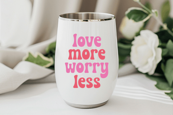 Retro Amor Font preview 3