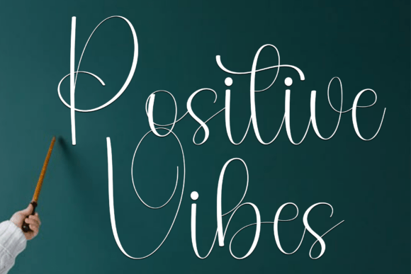 Badminton Font preview 3