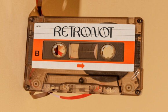 Retronot Font preview 2
