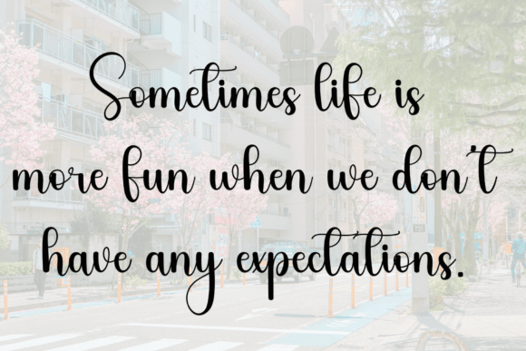 Saturday Font preview 6