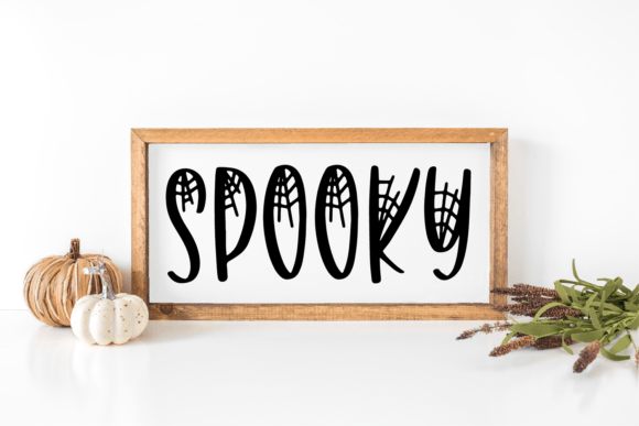 Scary Spider Font preview 4