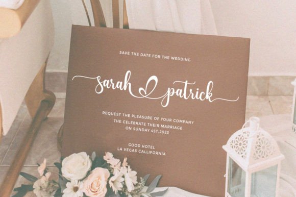 Alisha Arthur Font preview 3