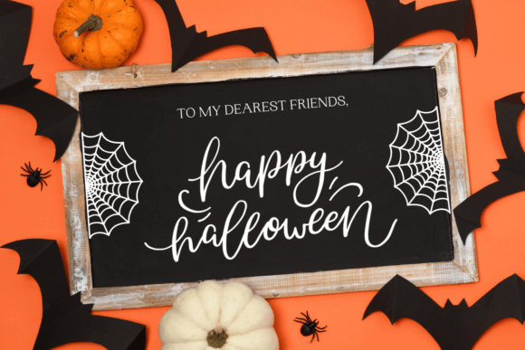 Spiderweb Halloween Font preview 3