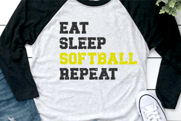 Sporty Tee Distressed Font preview 4