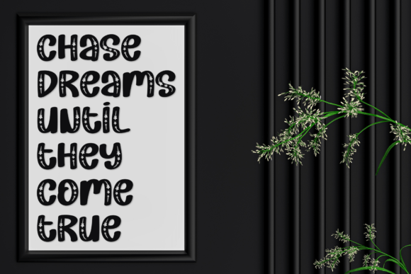 Star House Font preview 3