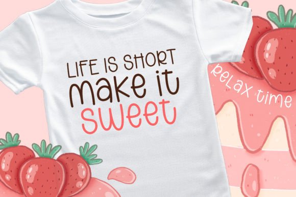 Strawberry Shortcake Font preview 5