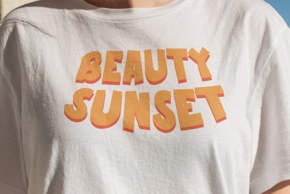 Summer Journey Font preview 3