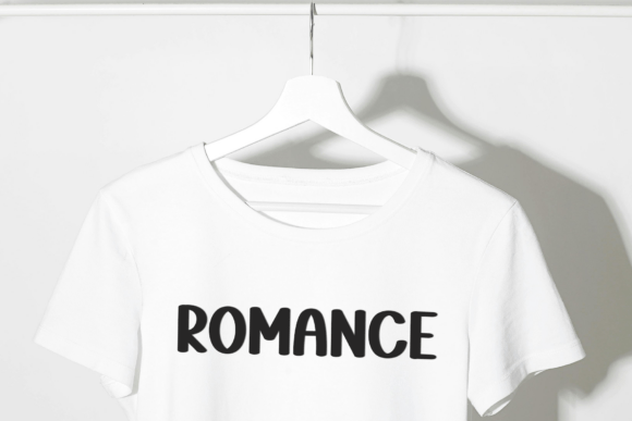 Summer Sunny Font preview 2