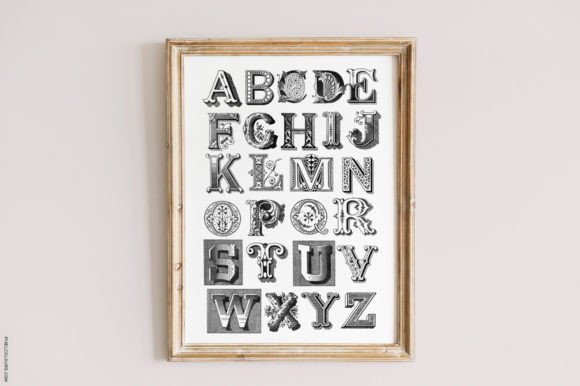 Antique Font preview 2