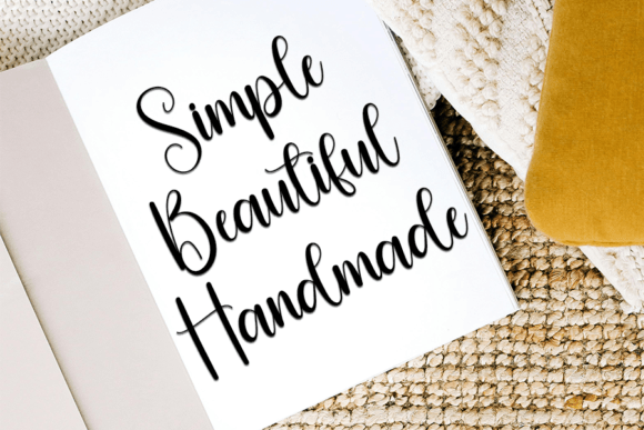 Beauty Font preview 3
