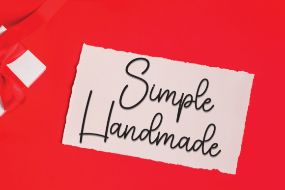 Charming Smile Font preview 4