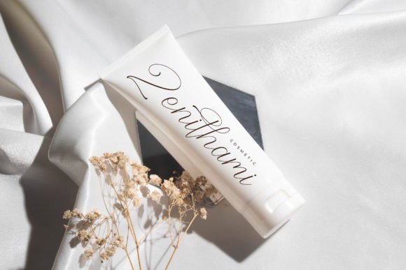 Cheline Galina Font preview 3